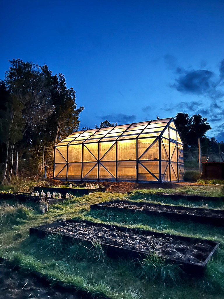 Pichi I Calbuco - Cabaña estilo tinyhouse de frente para a l
