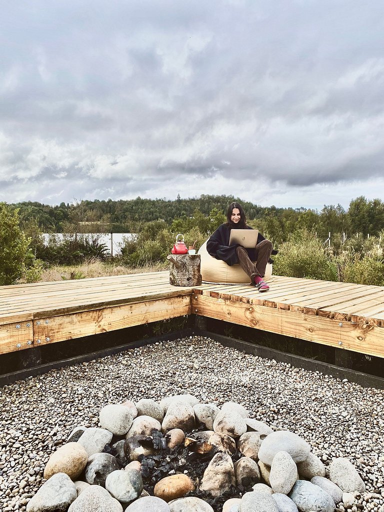 Pichi II Calbuco - Cabaña tipo tinyhouse frente a la laguna